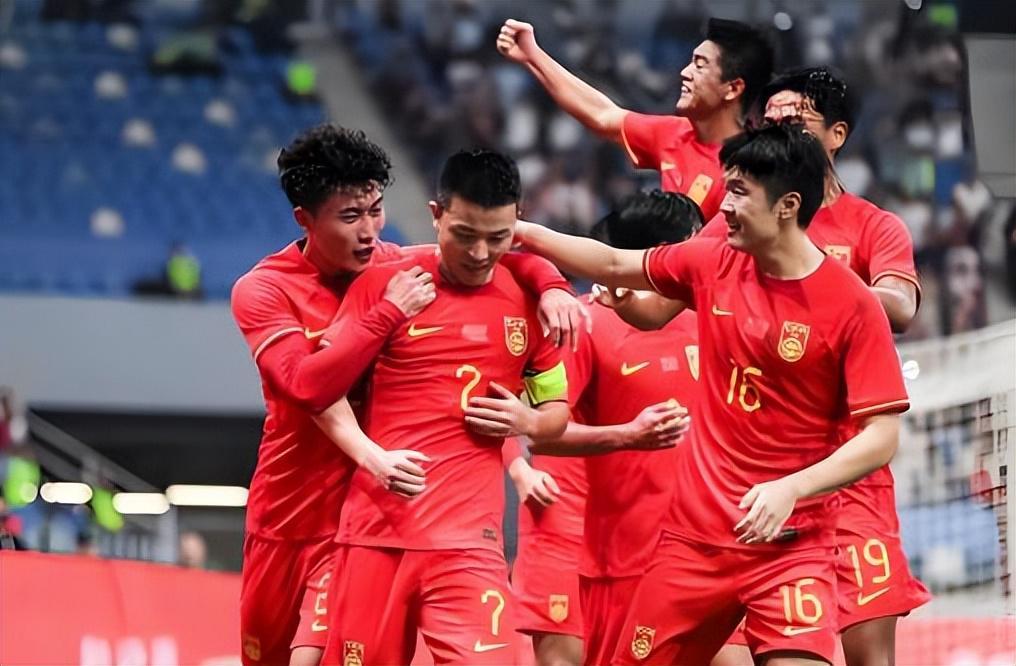 乐鱼体育官方网站-U23国足刚战胜越南，李昊赛后社媒就发声做出重要决定，引发热议