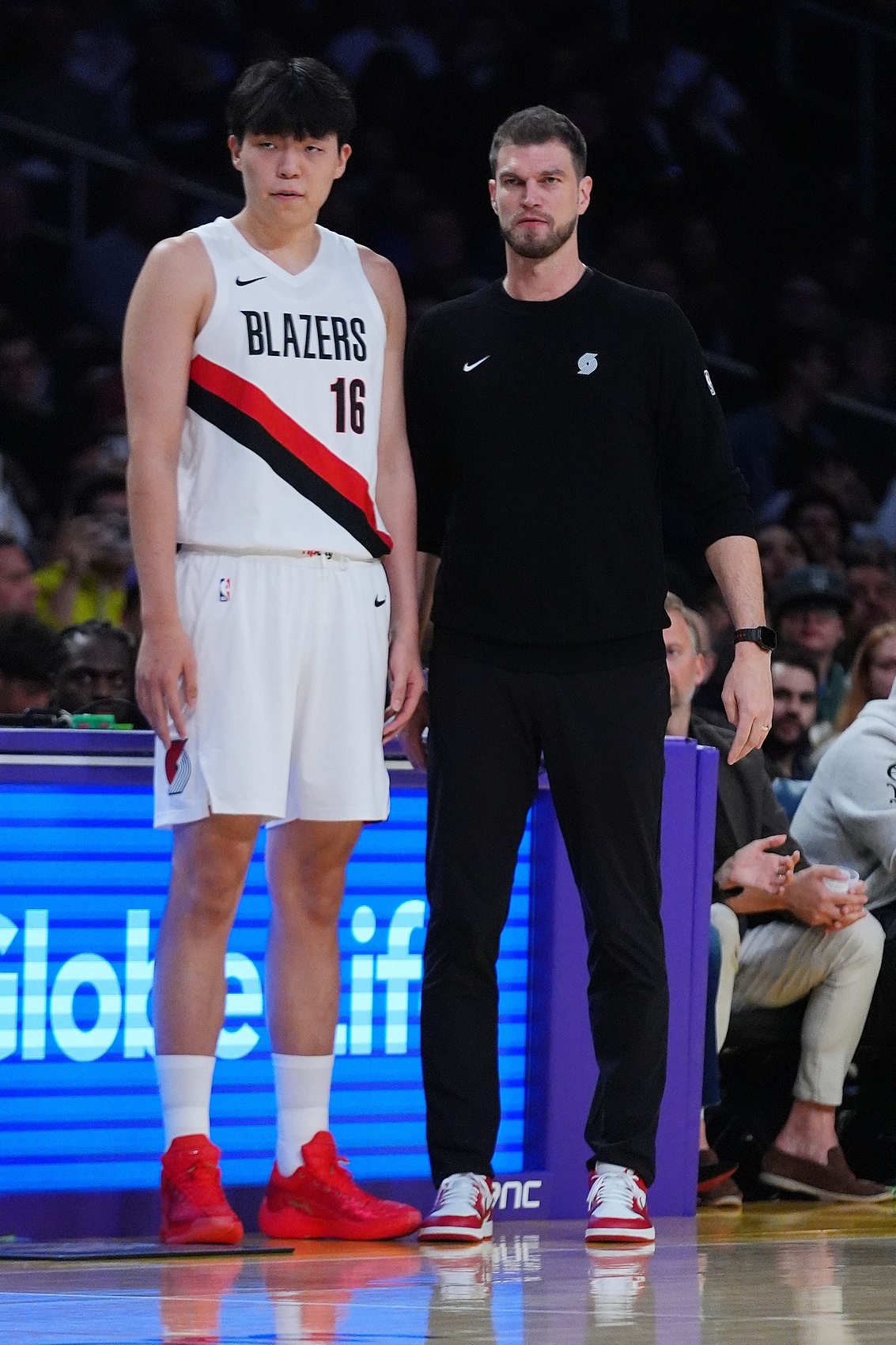 乐鱼体育登录入口-比卢普斯-斯普利特-开拓者新帅！杨瀚森将迎NBA生涯第三任主教练